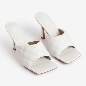Checked Spring And Summer High-heeled Sandals